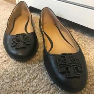 TORY BURCH FLATS - LIKE NEW! Black - Size 10